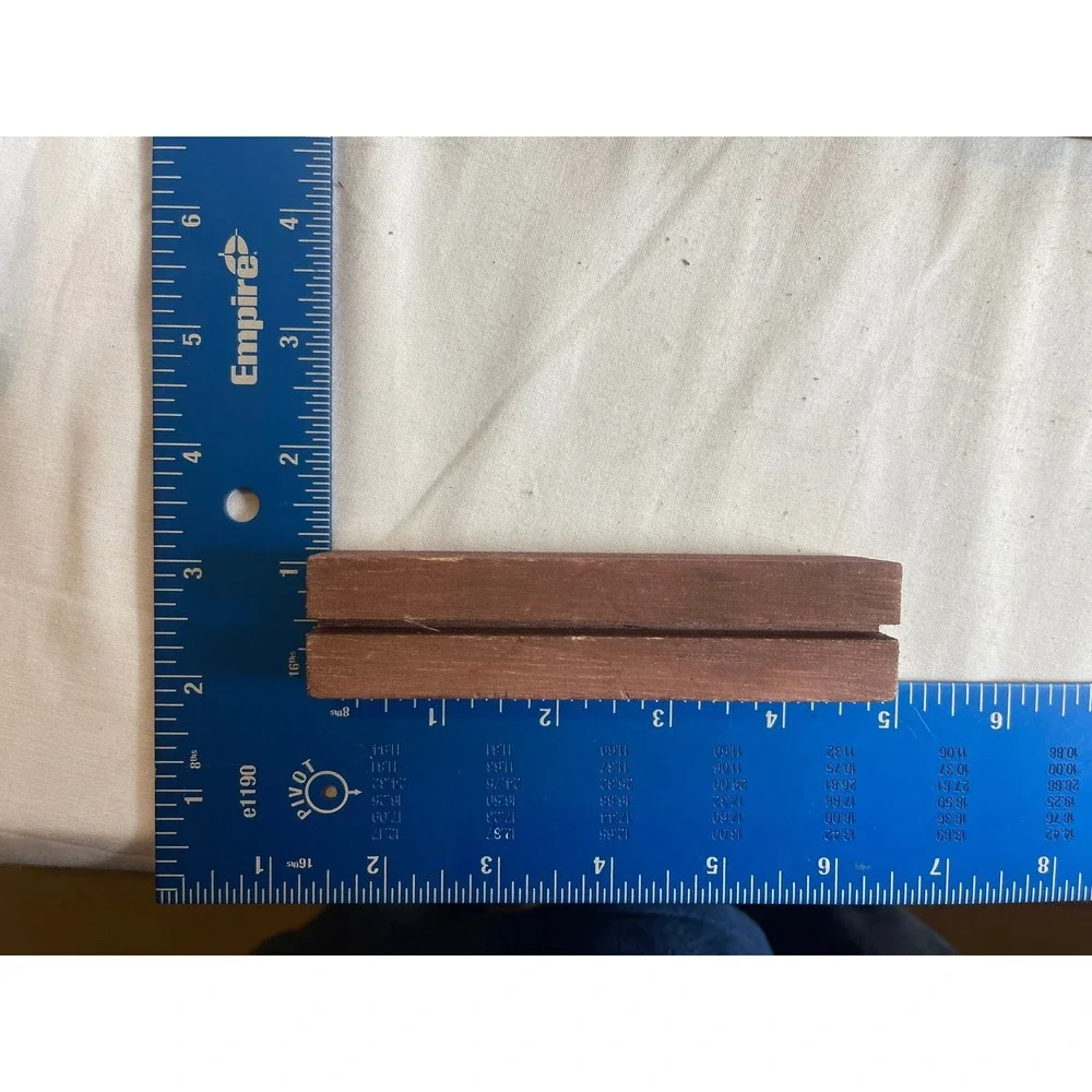 Zonon 20 Pieces Wood Place Card Holders Brown Rustic Table Number‎ Stands TW5510